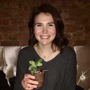 Meet your Posher, Lauren